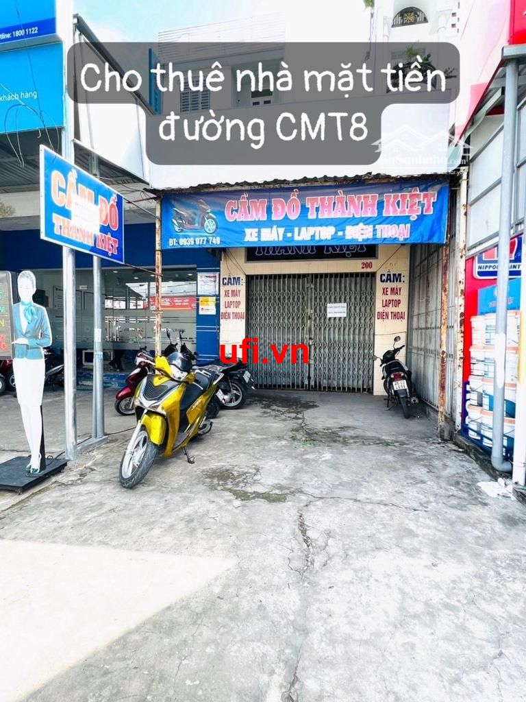 "Cho thuê nhà mặt tiền đường cmt8"