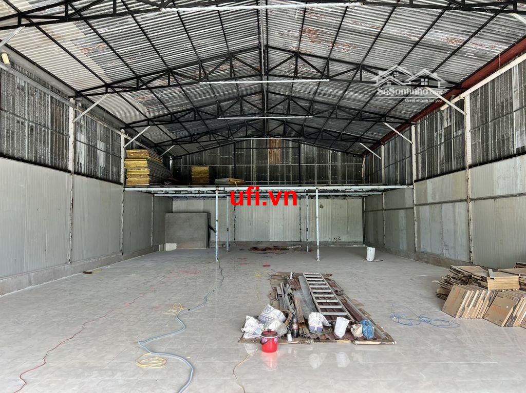 "Cho thuê kho xưởng 300m² khu vực gần cầu quang trung