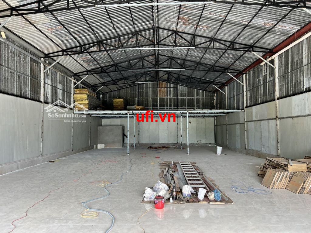 "Kho xưởng 300m2 khu vực gần cầu quang trung