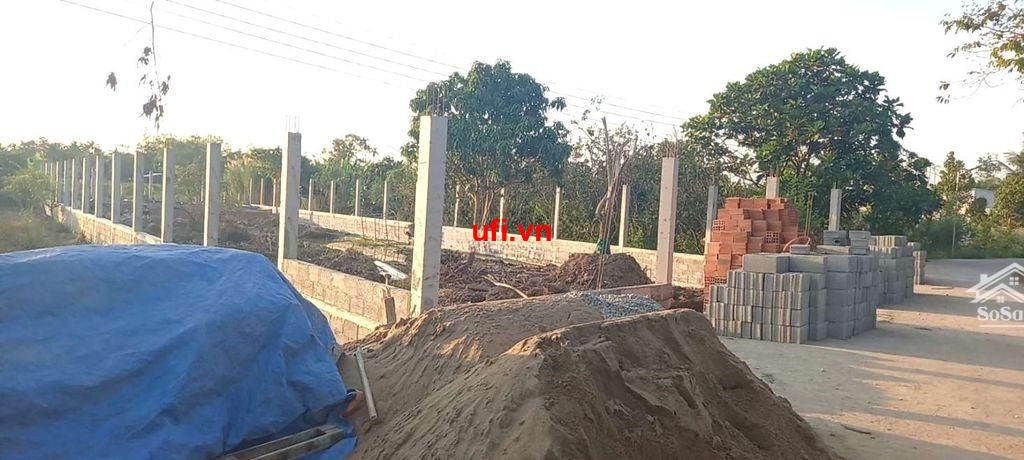 "đất nền biệt thự có thổ cư gần khu di tích giàn gừa lộ ô tô 3.2 tr/m2"