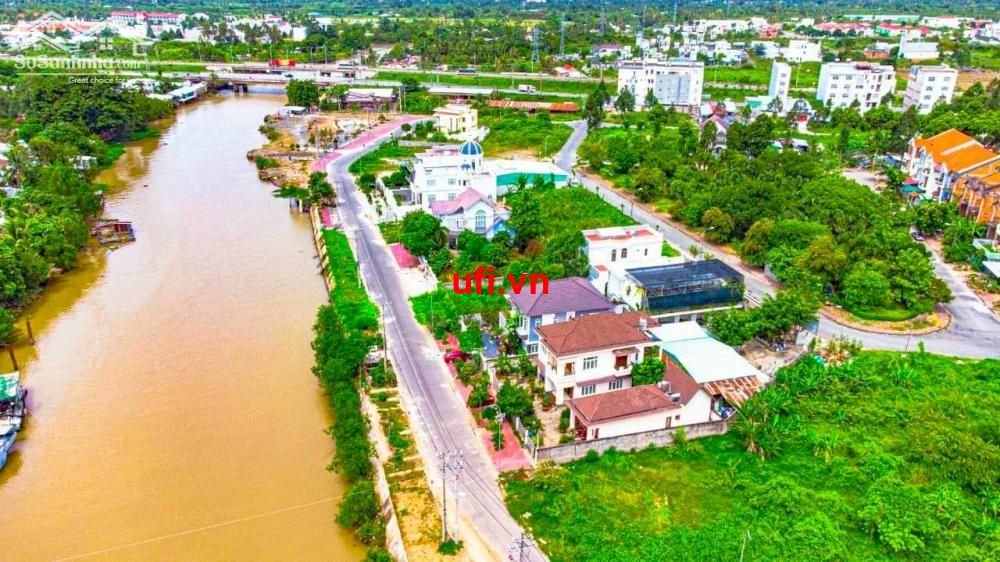 "Chủ gởi bán: bán nền biệt thự 4oom2 h. đông nam - kdc 586 - giá 13 tỷ tl"